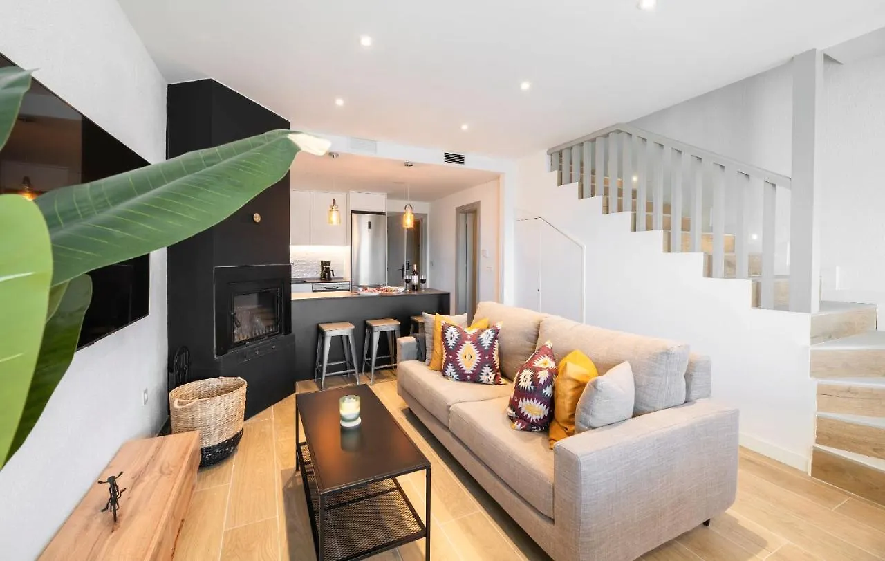 Beautifully Renovated 4 Bedroom Apt + Kid'S Room Sierra Nevada