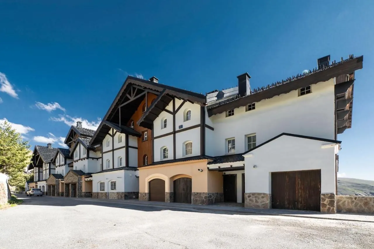 Beautifully Renovated 4 Bedroom Apt + Kid'S Room Sierra Nevada
