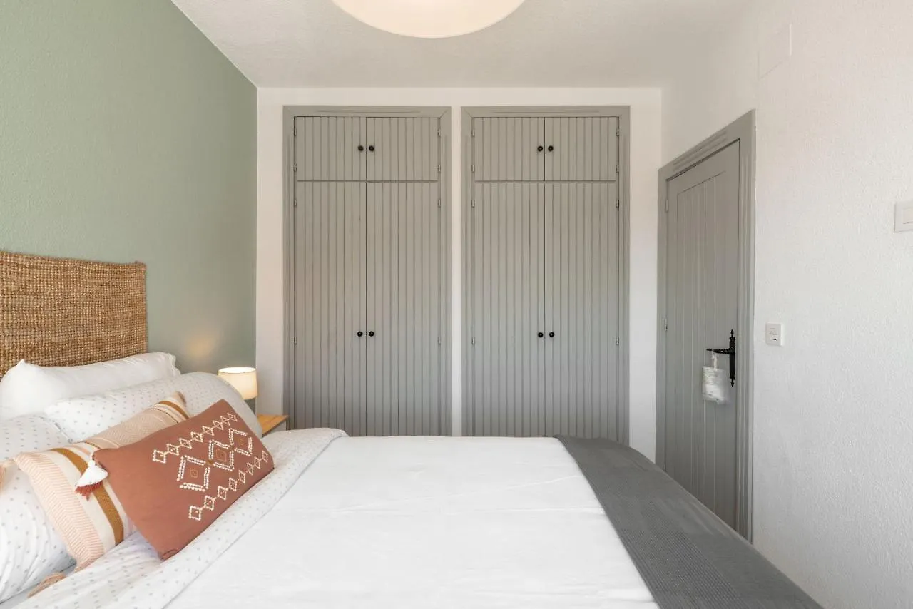 Beautifully Renovated 4 Bedroom Apt + Kid'S Room Sierra Nevada Chalet